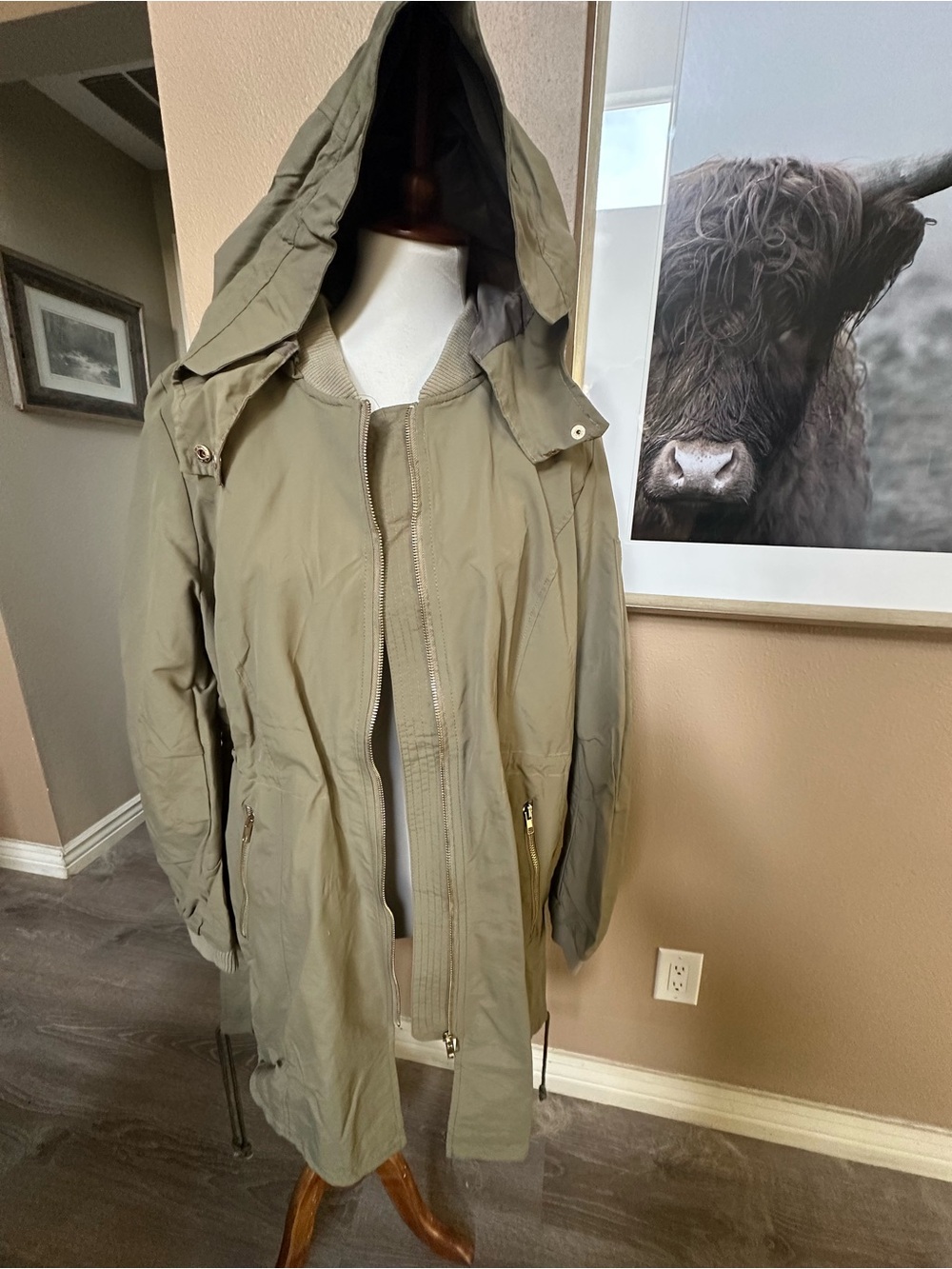 NWT Daisy XL Women’s Hooded Lightweight Parka Jacket - Tan/Light Olive
